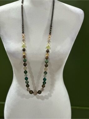 Gorgeous green beaded necklace